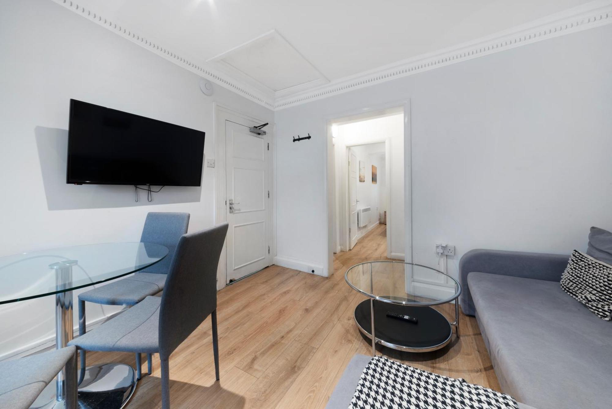 2 Bed Piccadilly Apartment 4 Лондон Екстериор снимка