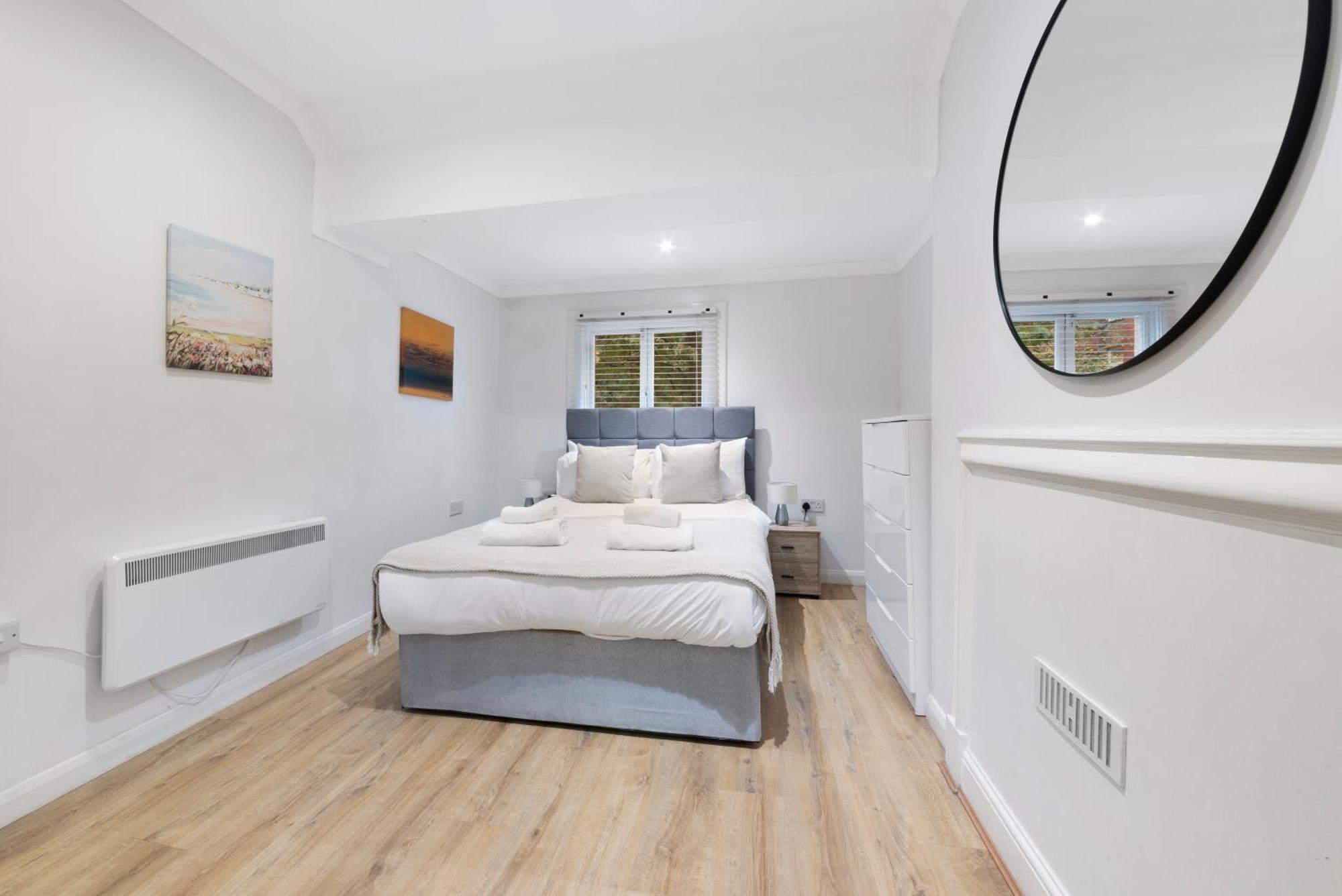 2 Bed Piccadilly Apartment 4 Лондон Екстериор снимка