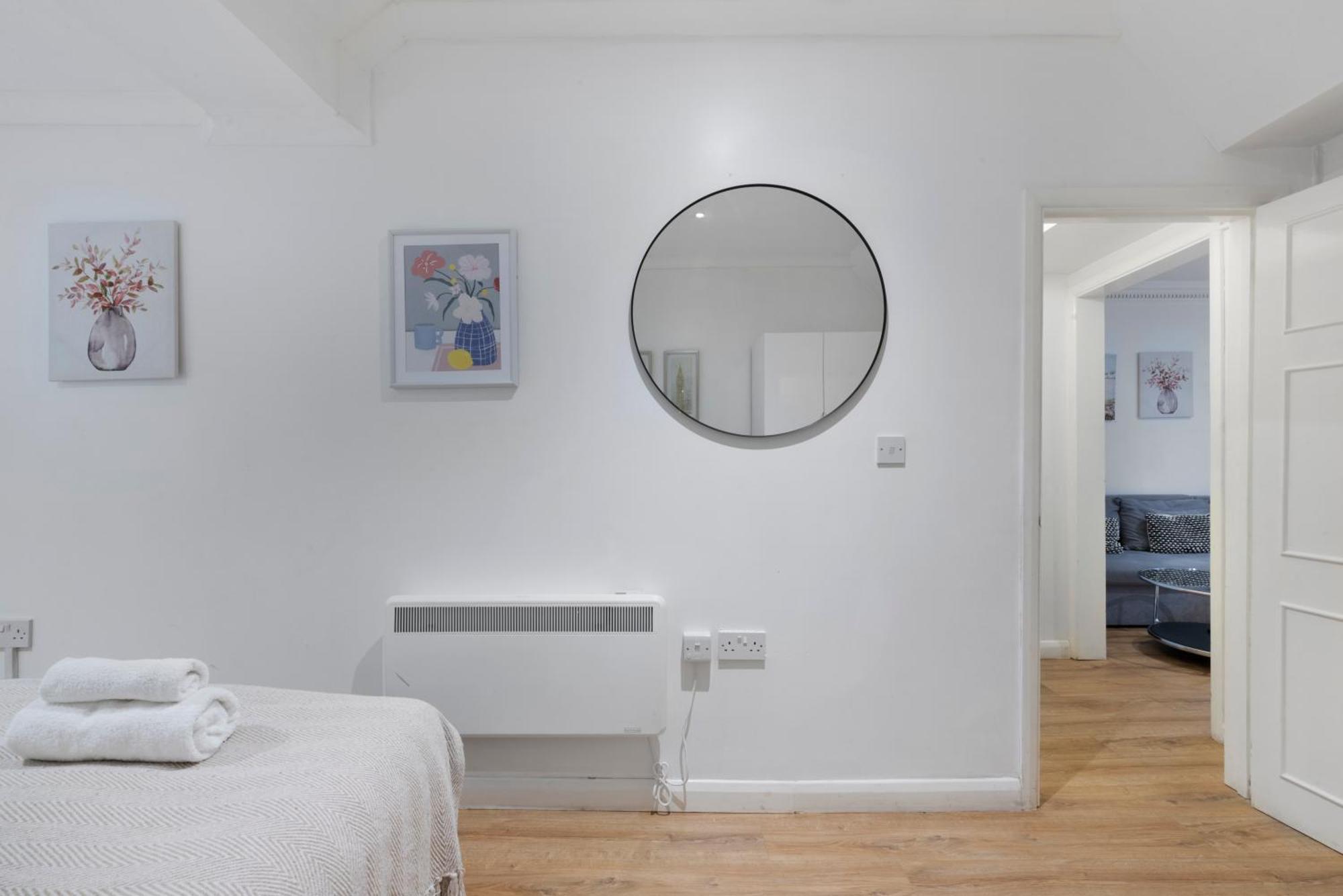 2 Bed Piccadilly Apartment 4 Лондон Екстериор снимка
